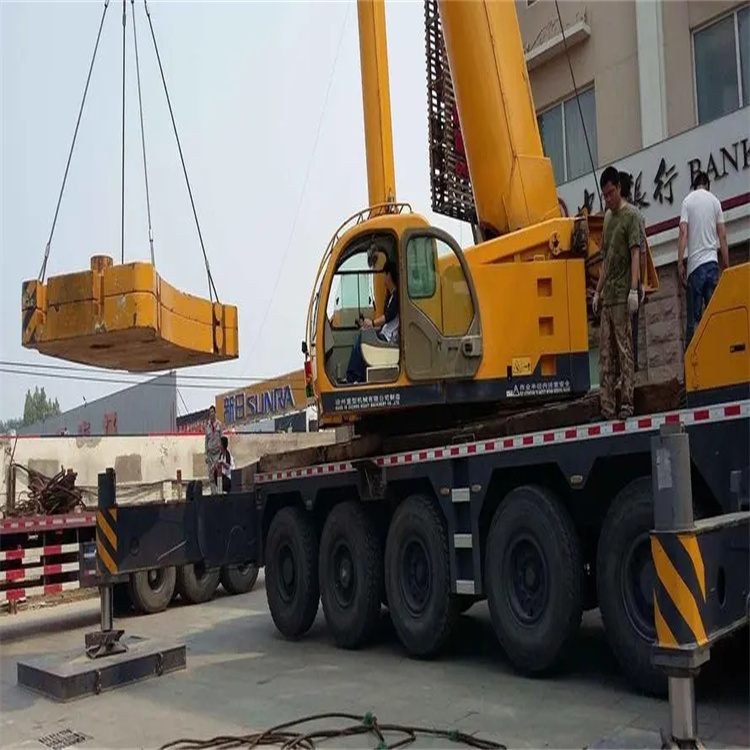 三水当地吊车出租|机器吊装|75吨|工厂搬迁服务